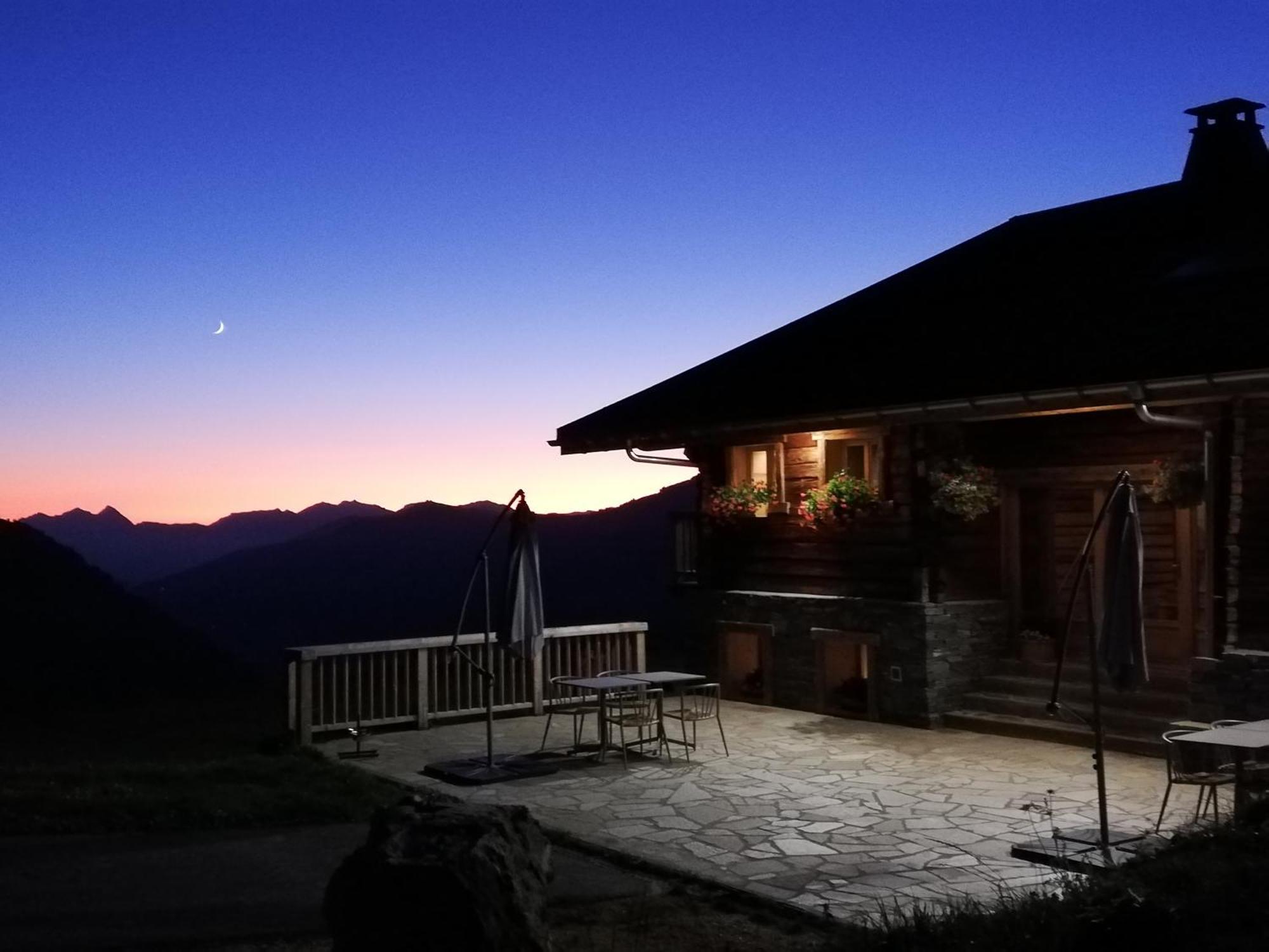 Chambres Et Tables D'Hotes Le Choton A Nono - Col Du Joly Beaufortain Hauteluce Εξωτερικό φωτογραφία